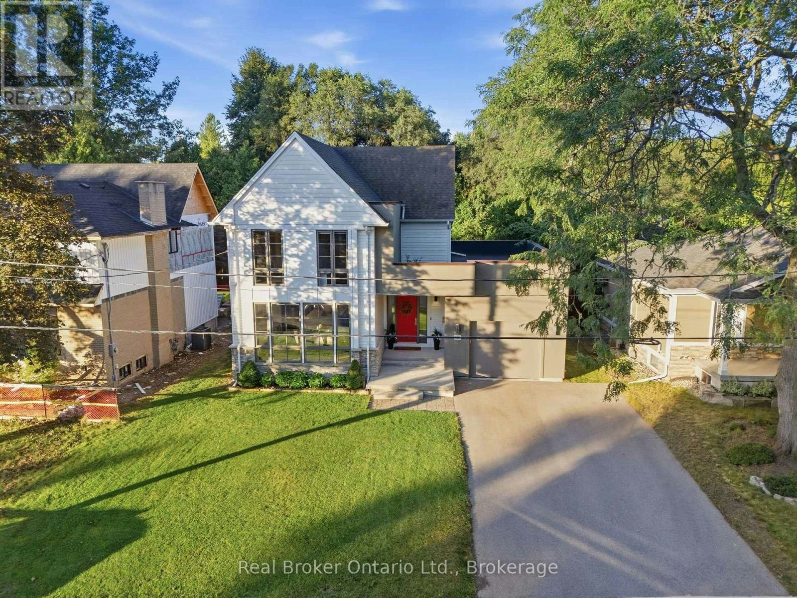 630 George Street, Burlington, ON, L7R 2V7
