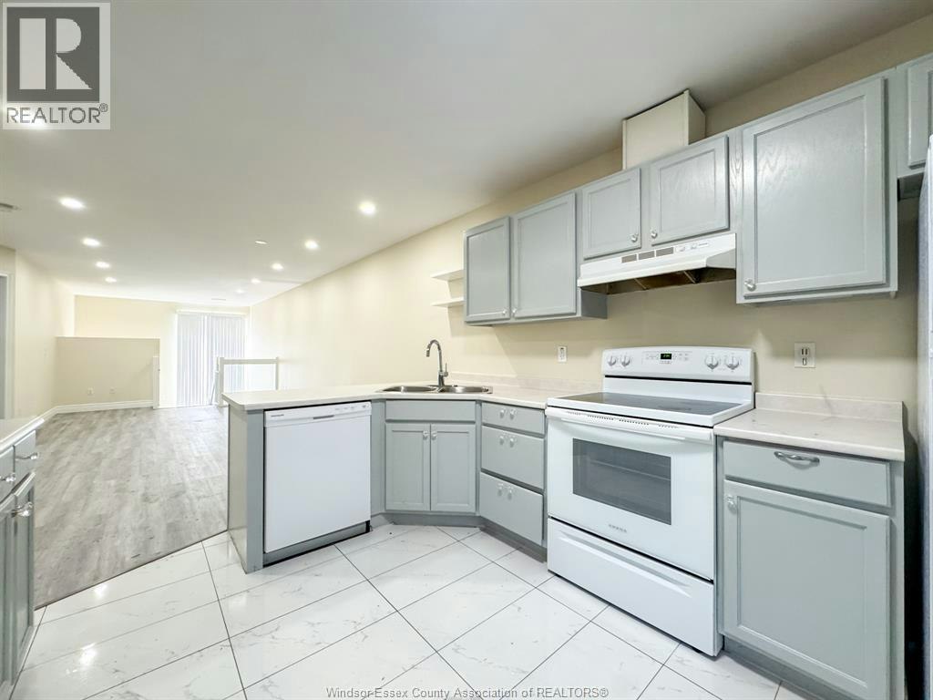 3680 Holburn, Windsor, ON, N9E 4T3 - 8