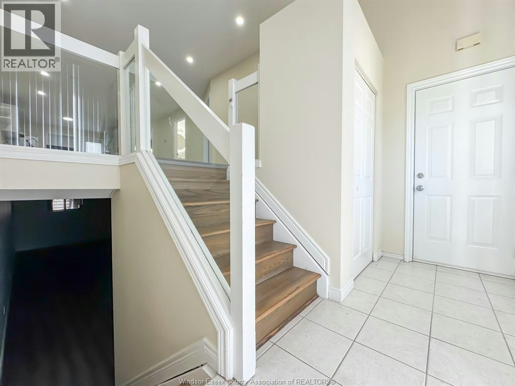 3680 Holburn, Windsor, ON, N9E 4T3 - 2
