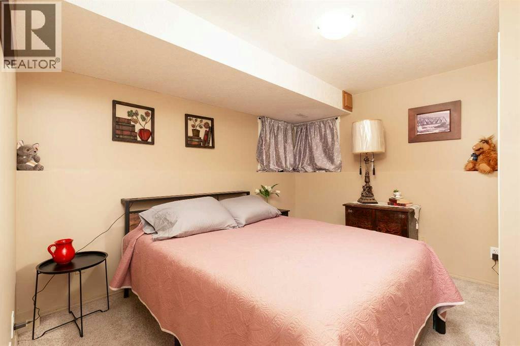 44 Lakhota Road W, Lethbridge, AB, T1K 6J1 - 20