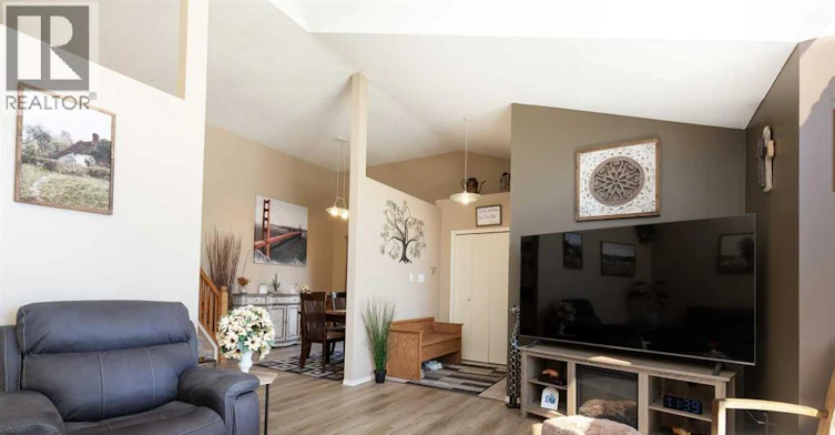 44 Lakhota Road W, Lethbridge, AB, T1K 6J1 - 6