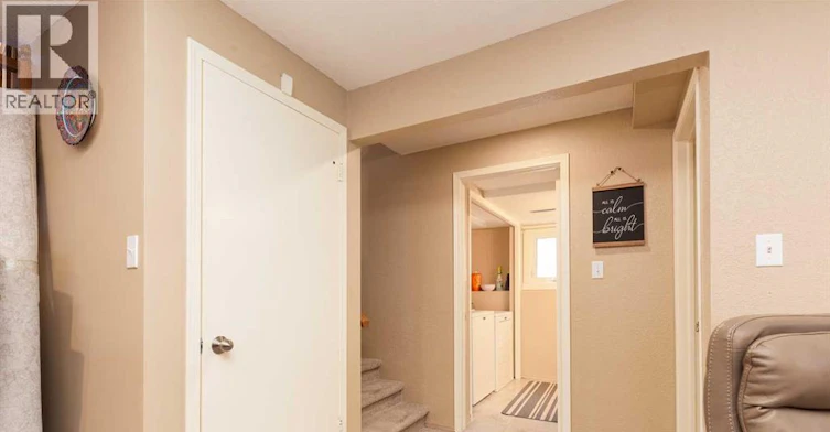 44 Lakhota Road W, Lethbridge, AB, T1K 6J1 - 18