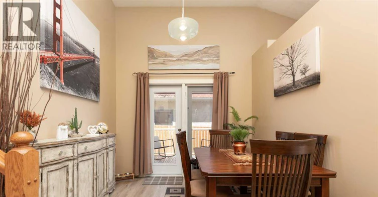 44 Lakhota Road W, Lethbridge, AB, T1K 6J1 - 9