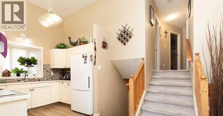 44 Lakhota Road W, Lethbridge, AB, T1K 6J1 - 7
