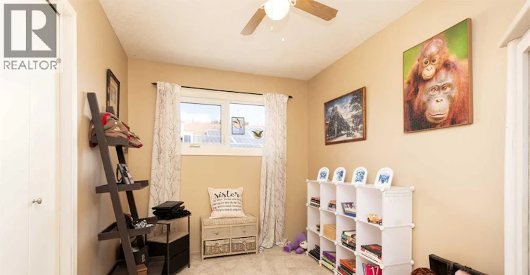 44 Lakhota Road W, Lethbridge, AB, T1K 6J1 - 11