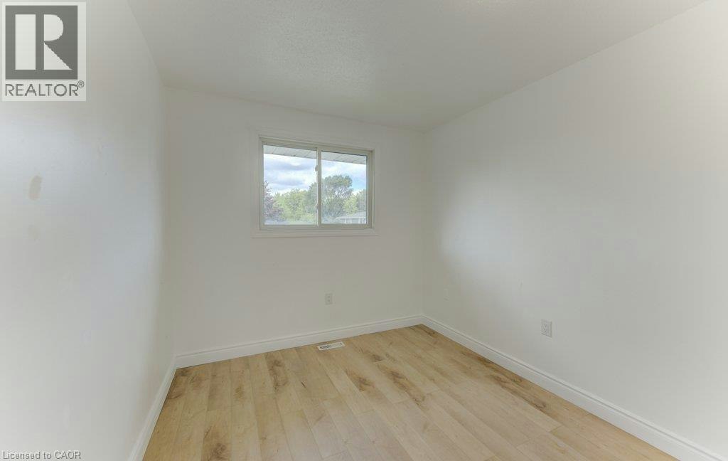 18 Winter Court, Cambridge, ON, N1R 6C6 - 8