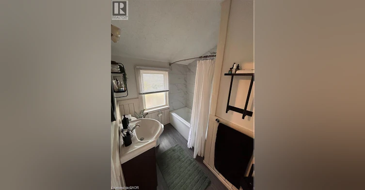 Upper-557 Stirling Avenue S, Kitchener, ON, N2M 3J5 - 15