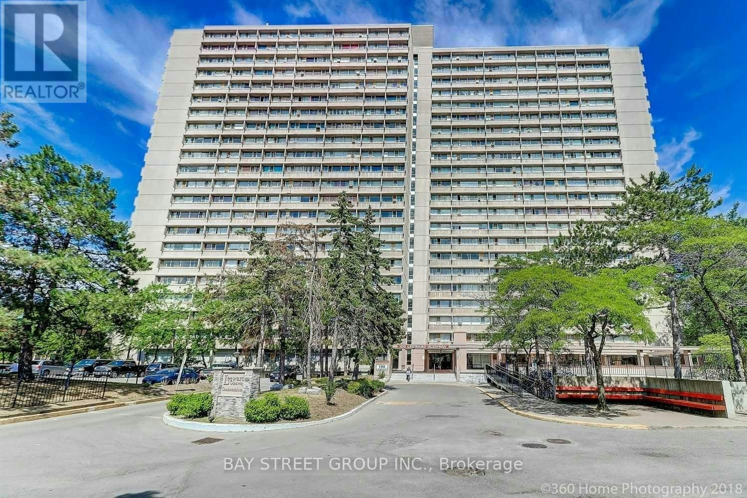 1010-100 Leeward Glenway, Toronto, ON, M3C 2Z1 - 2