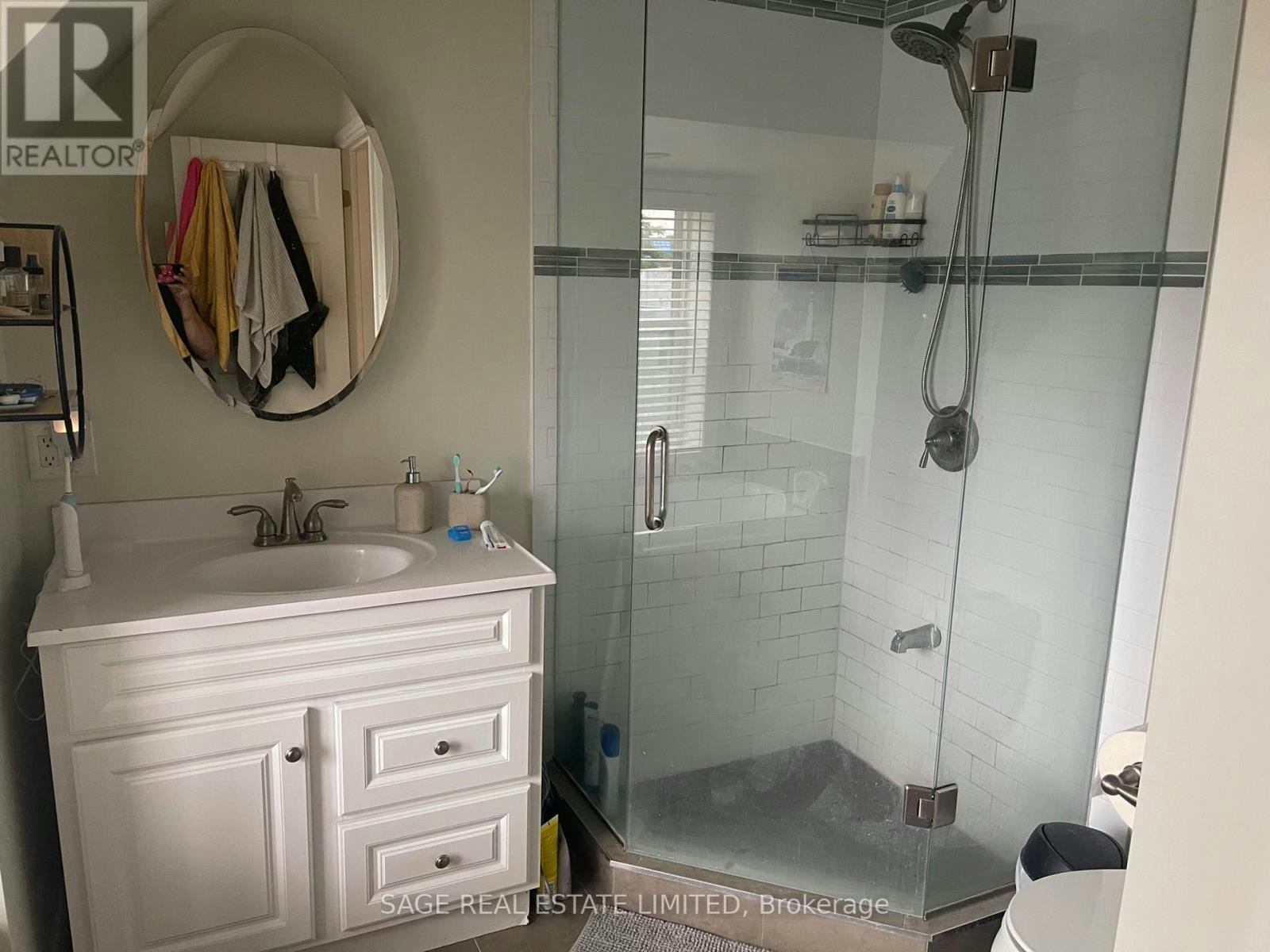 2ND FLR-716 Ossington Avenue, Toronto, ON, M5G 3T7 - 14