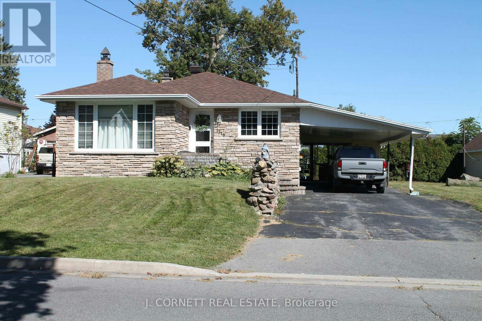 1319 Notre Dame Street, Cornwall, ON, K6J 4Y9