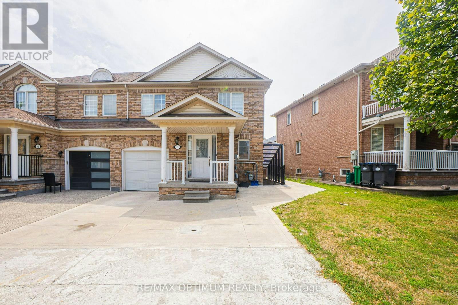 8 Topiary Lane, Brampton, ON, L7A 2K6