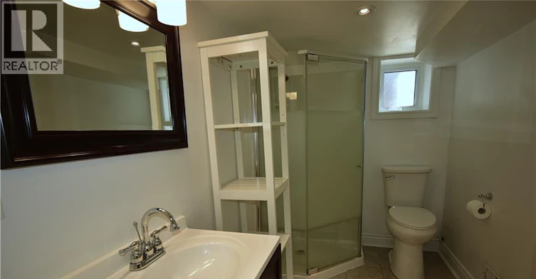 2-2176 Queensway Drive, Burlington, ON, L7R 3T1 - 13