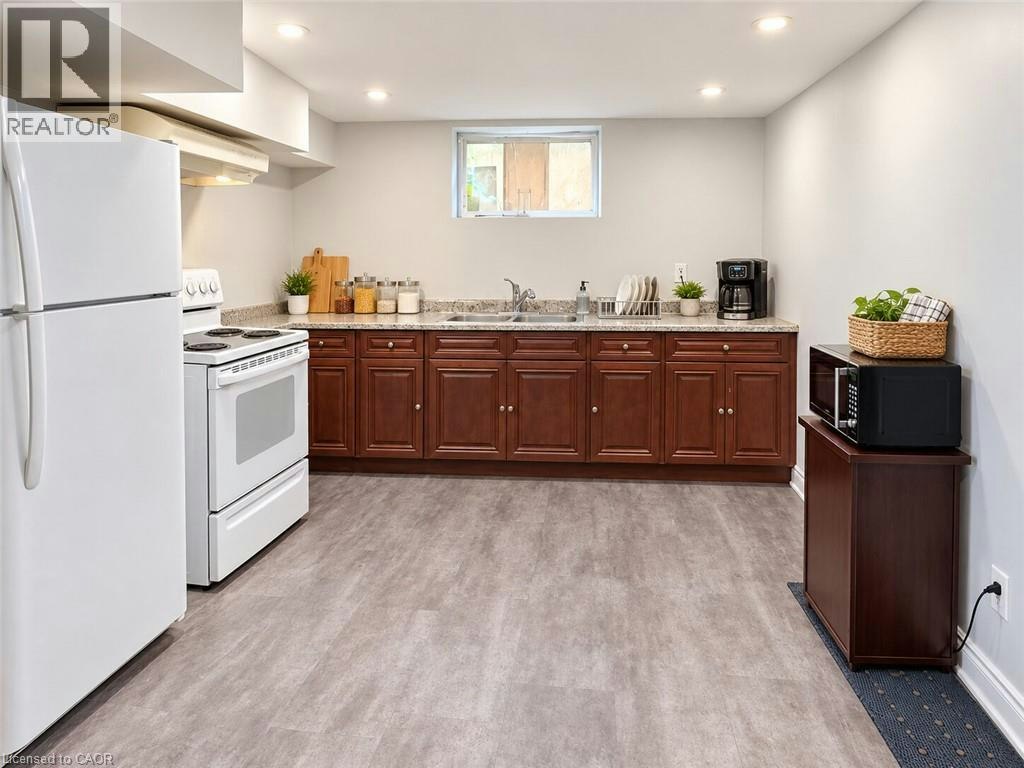 LOWER-492 Courtland Avenue E, Kitchener, ON, N2G 2W7 - 6