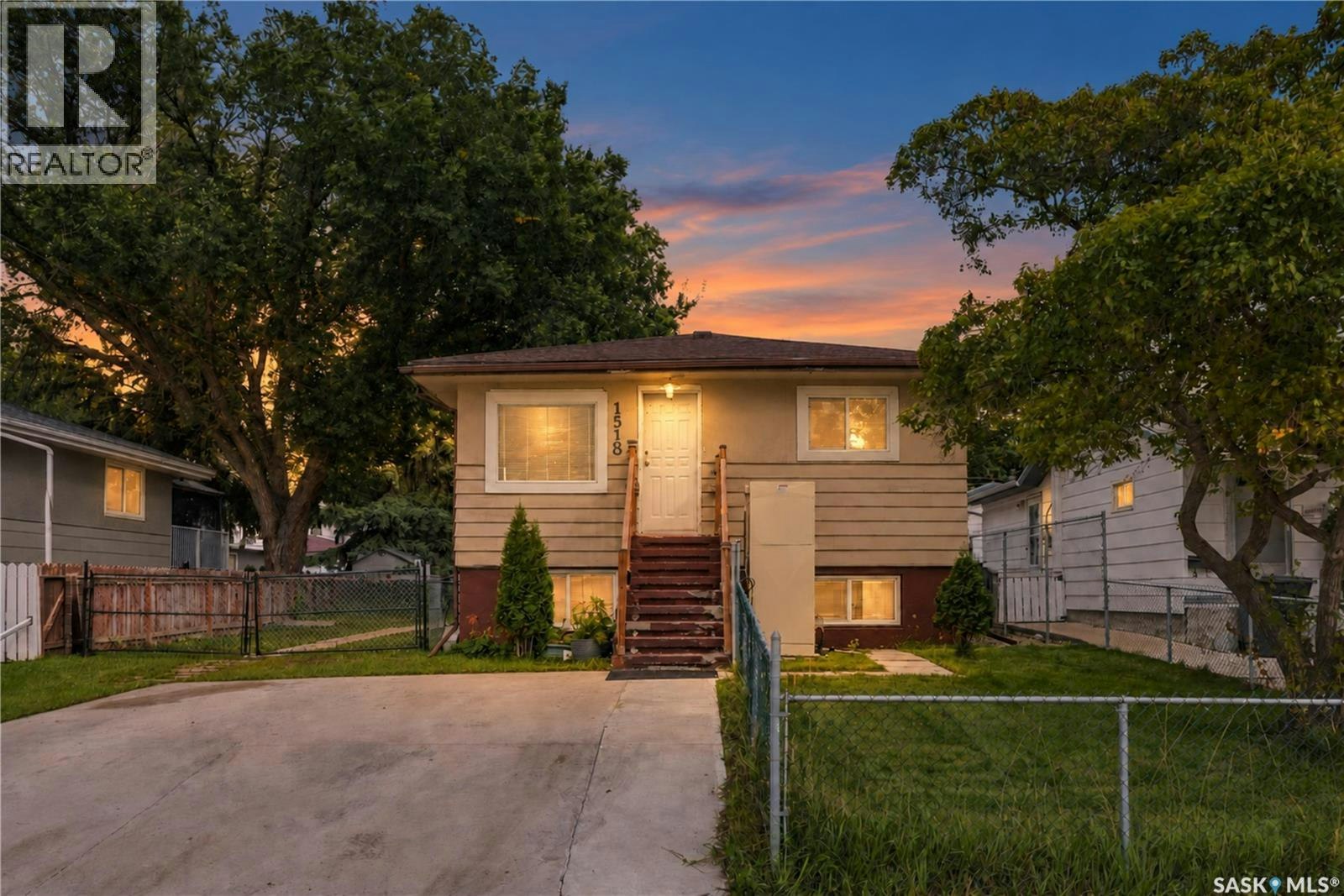 1518 I Avenue N, Saskatoon, SK, S7L 2J6