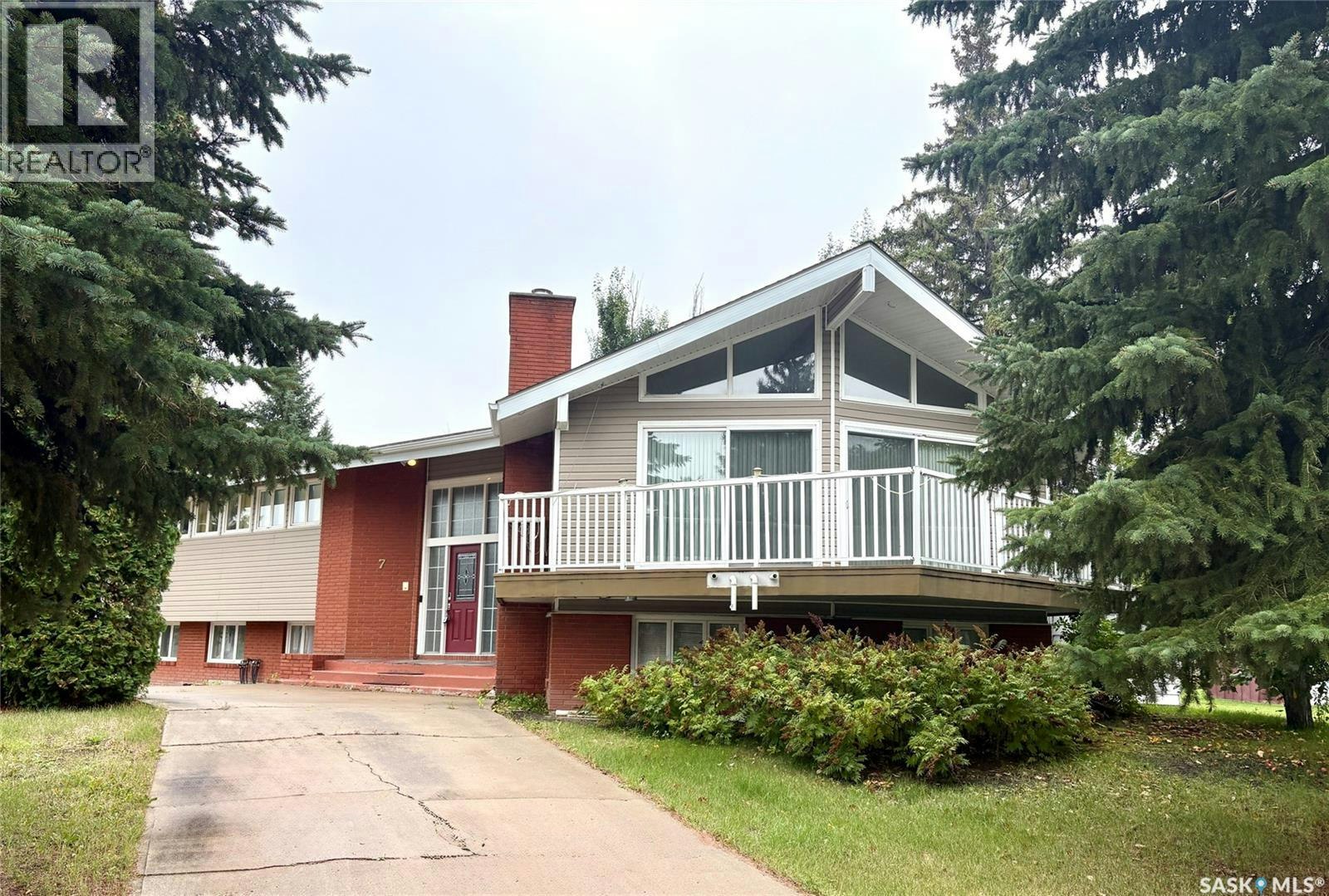 7 Driftwood Crescent, Yorkton, SK, S3N 2P9