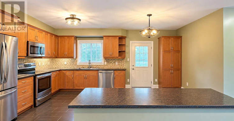 UPPER-562 Knights Hill Road, London, ON, N6J 3A2 - 7