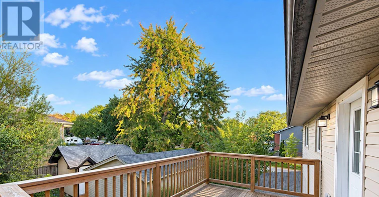 UPPER-562 Knights Hill Road, London, ON, N6J 3A2 - 3