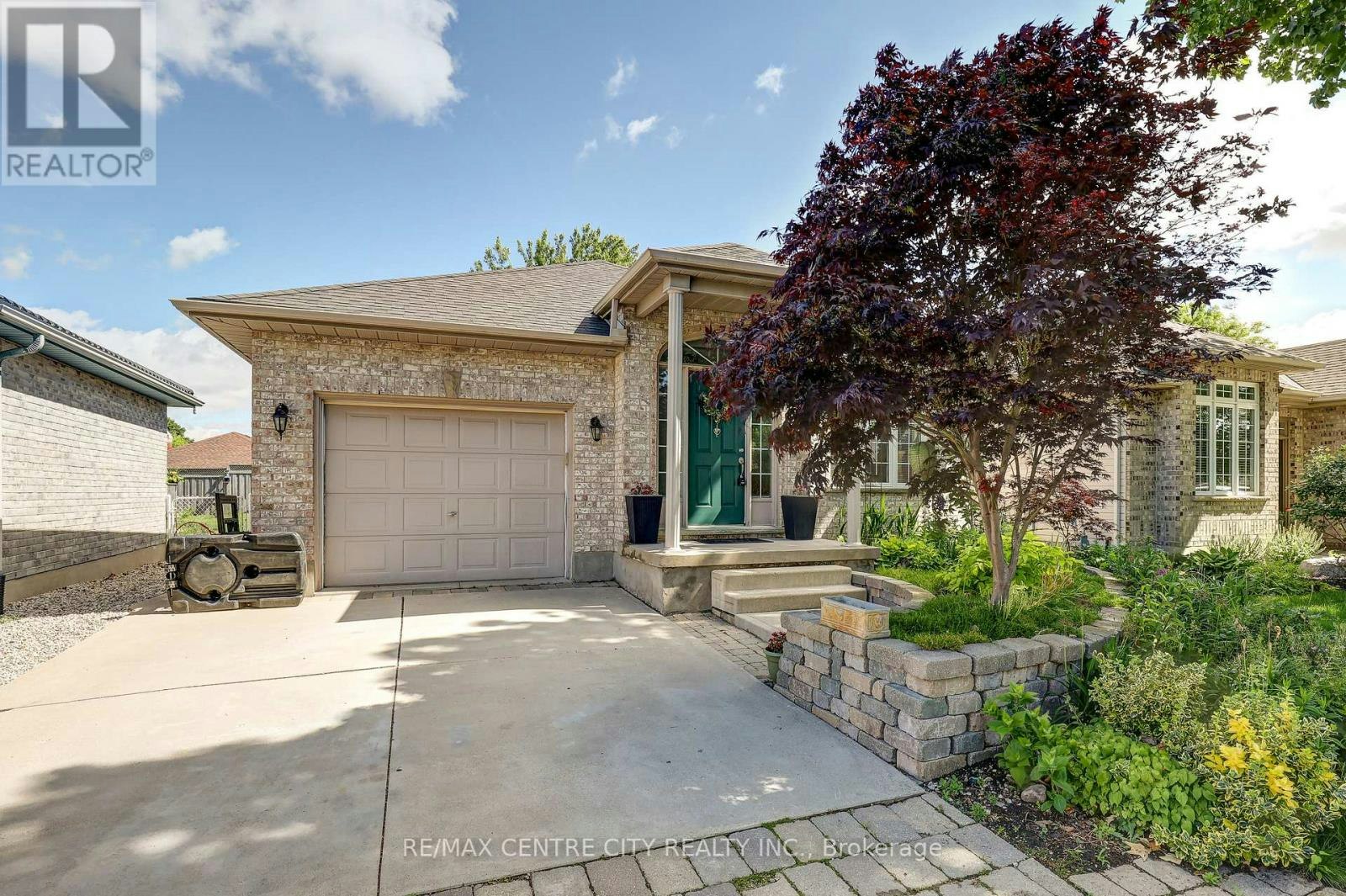 24 Schreyer Drive, St. Thomas, ON, N5R 6E8