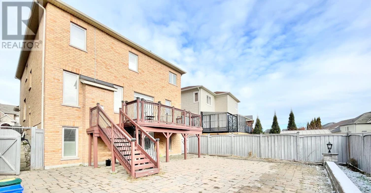 BSMT-162 Ted Miller Crescent, Clarington, ON, L1C 0M3 - 2