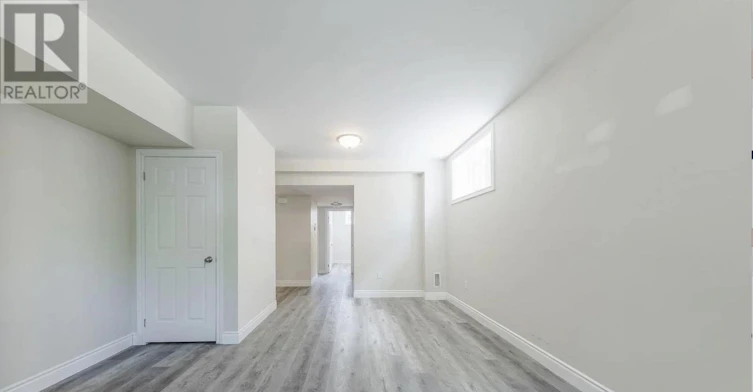 1-75 Hogarth Street, Oshawa, ON, L1H 1Y5 - 4