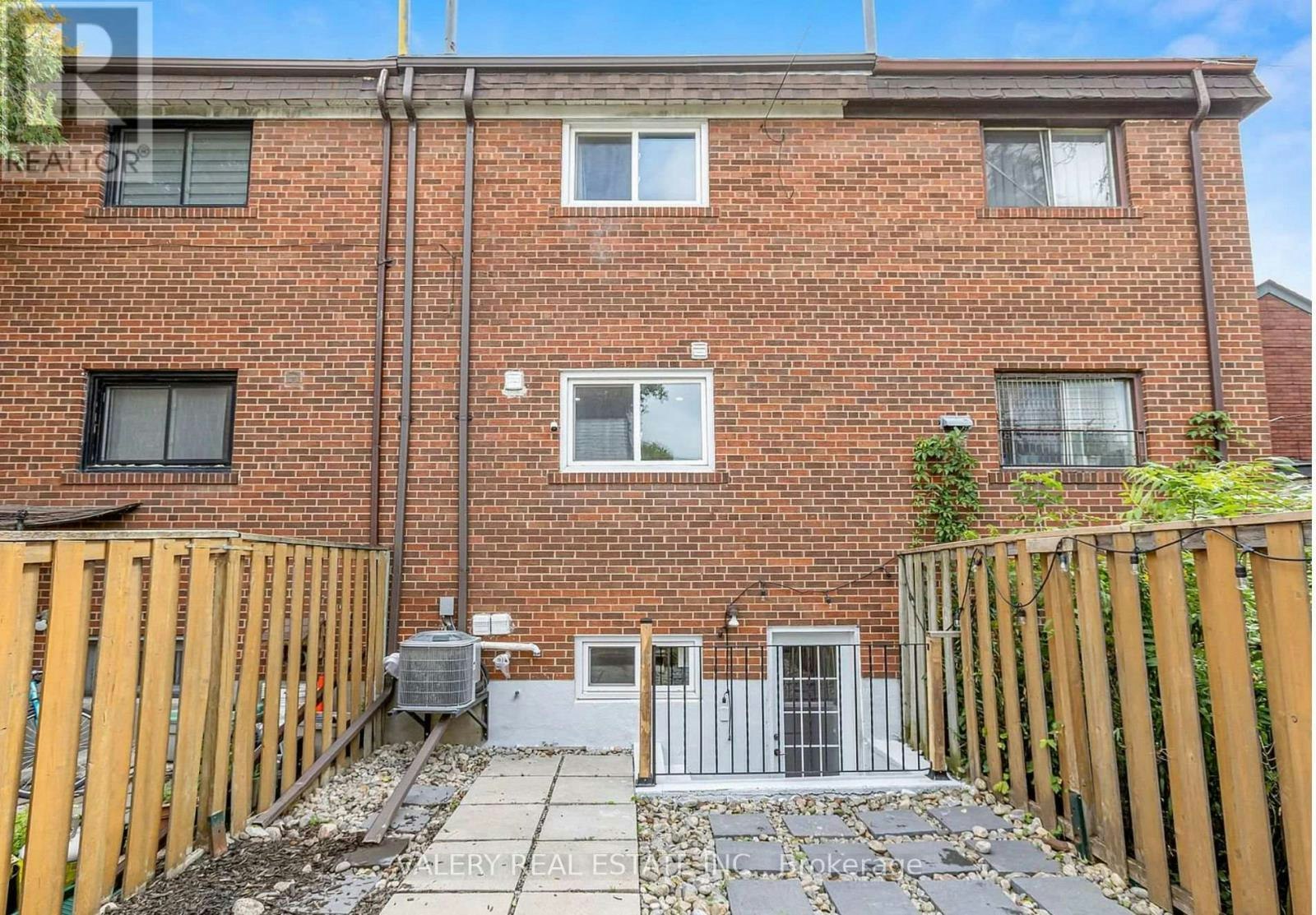 80 Saulter Street, Toronto, ON, M4M 2H7 - 10