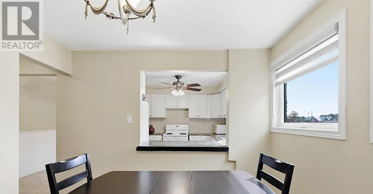 32 Henderson Drive, Aurora, ON, L4G 3L2 - 17