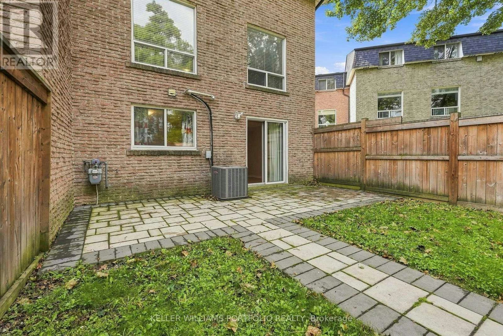 32 Henderson Drive, Aurora, ON, L4G 3L2 - 43