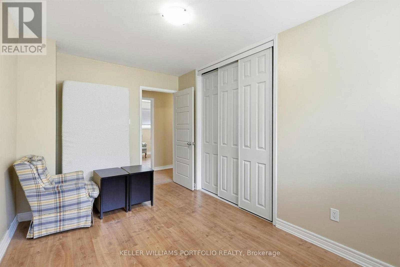 32 Henderson Drive, Aurora, ON, L4G 3L2 - 31