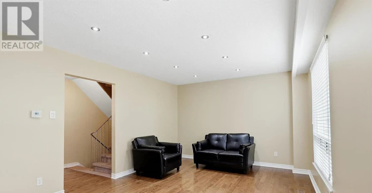 32 Henderson Drive, Aurora, ON, L4G 3L2 - 12