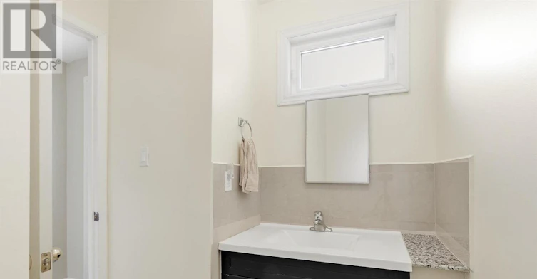 32 Henderson Drive, Aurora, ON, L4G 3L2 - 26