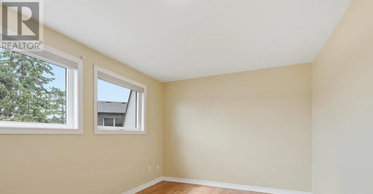 32 Henderson Drive, Aurora, ON, L4G 3L2 - 34
