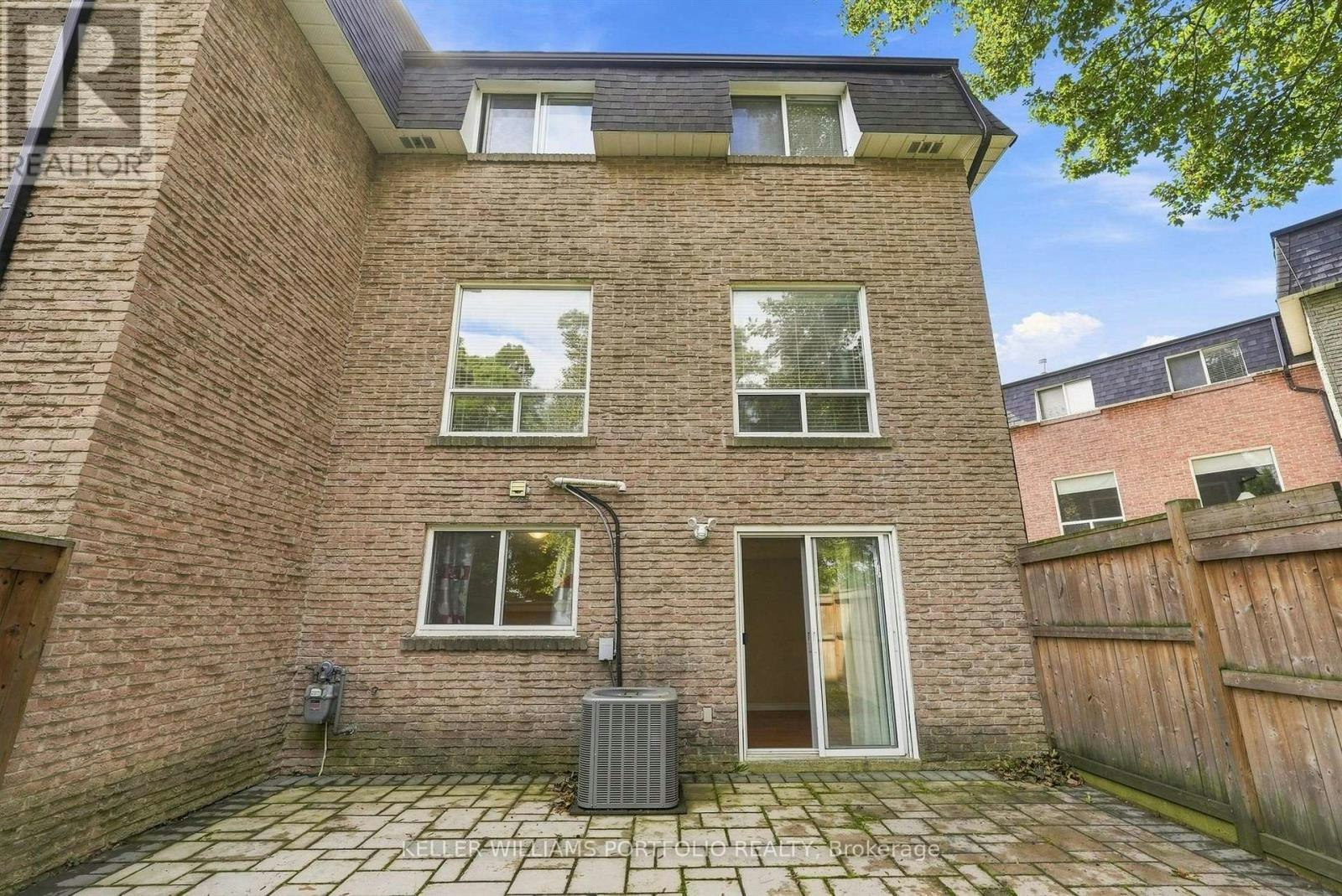 32 Henderson Drive, Aurora, ON, L4G 3L2 - 44