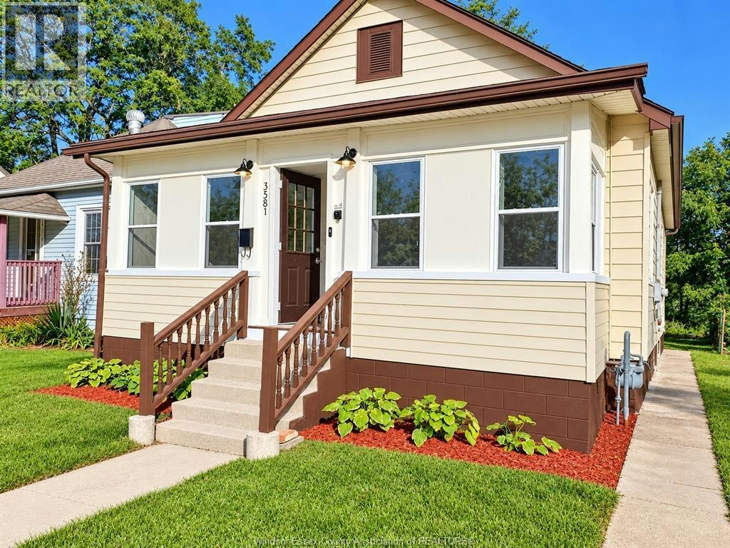 3587 Bloomfield, Windsor, ON, N9C 1R8