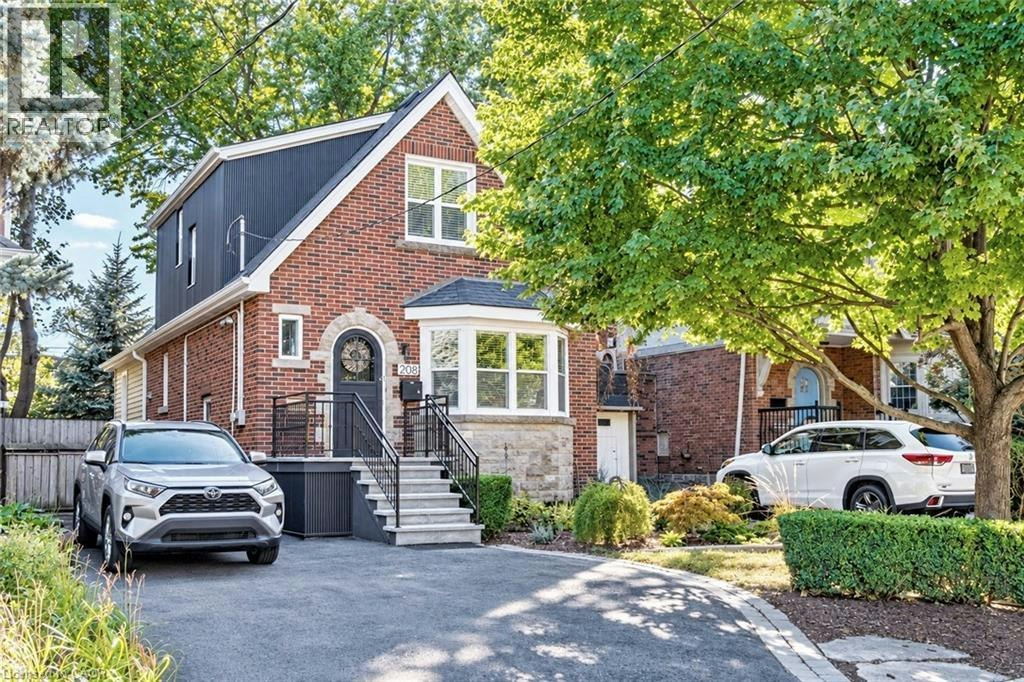 208 Cline Avenue N, Hamilton, ON, L8S 3Z9