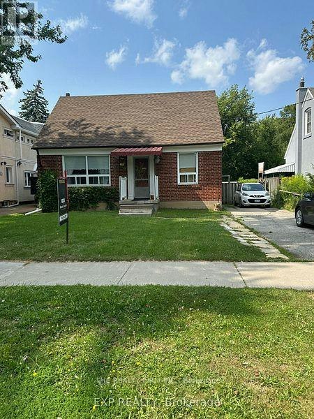 12 Pleasant Avenue, Toronto, ON, M2M 1L9
