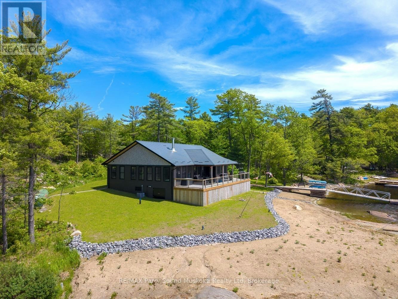 32 A11 Island, The Archipelago, ON, P0G 1K0