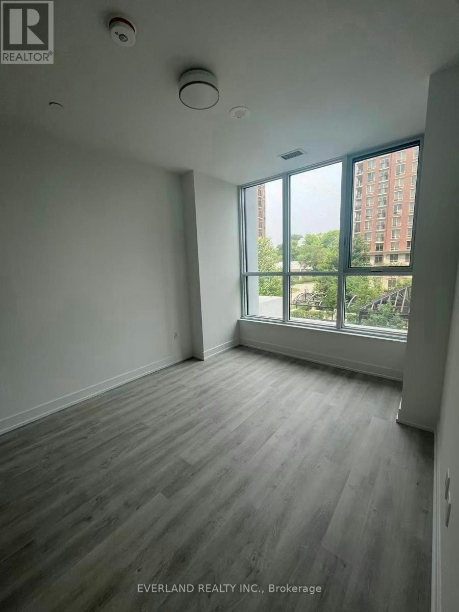 443-20 Inn ON The Park Drive, Toronto, ON, M3C 0P8 - 4