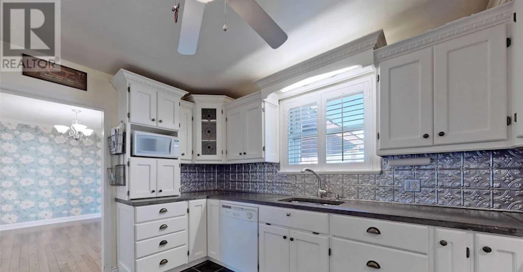 135 Highland Avenue, Oshawa, ON, L1H 6A5 - 13