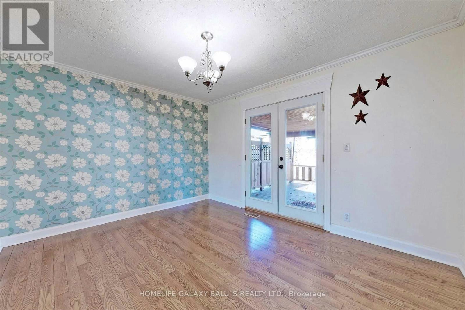 135 Highland Avenue, Oshawa, ON, L1H 6A5 - 5