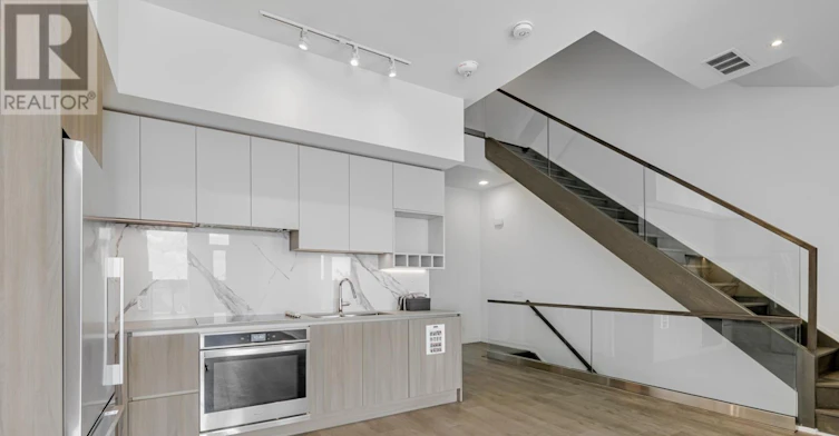 TH17-7 Buttermill Avenue, Vaughan, ON, L4K 0M5 - 7