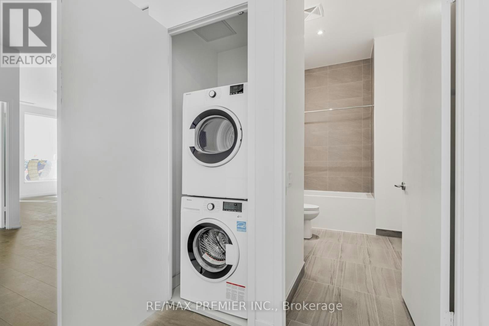 TH17-7 Buttermill Avenue, Vaughan, ON, L4K 0M5 - 11