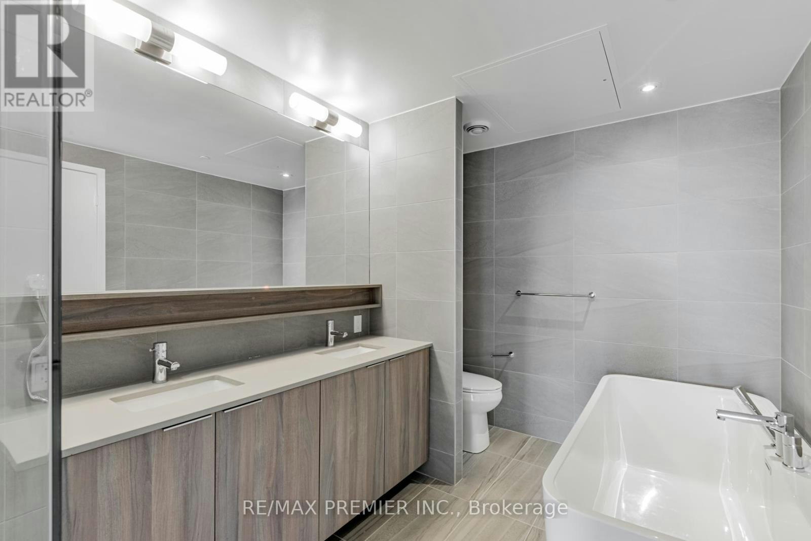 TH17-7 Buttermill Avenue, Vaughan, ON, L4K 0M5 - 21