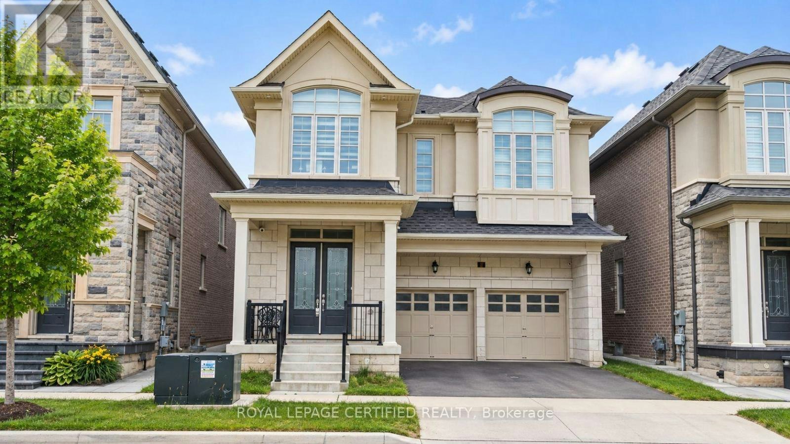 31 Carnegie Drive, Oakville, ON, L6H 0V9
