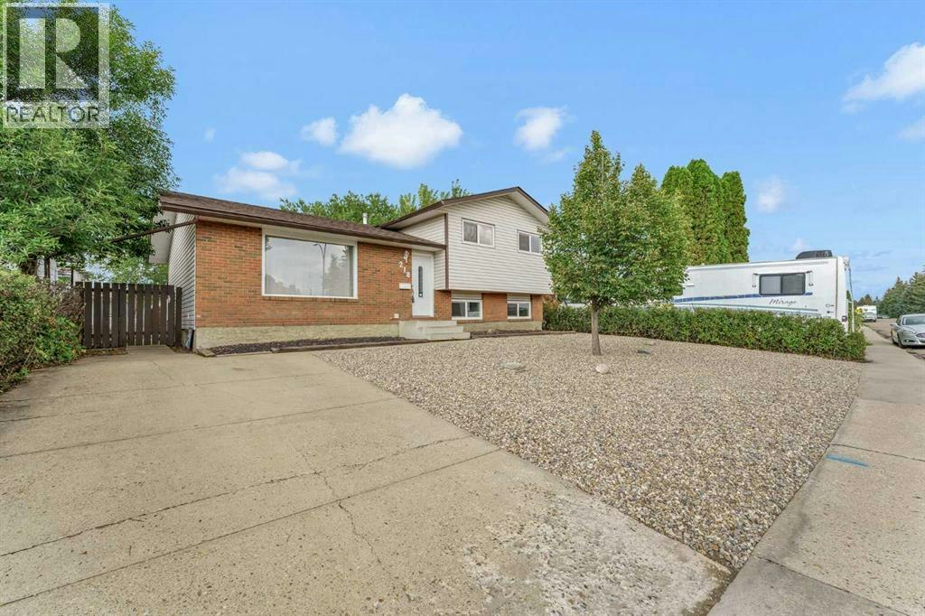 218 Carry Drive SE, Medicine Hat, AB, T1B 1N5