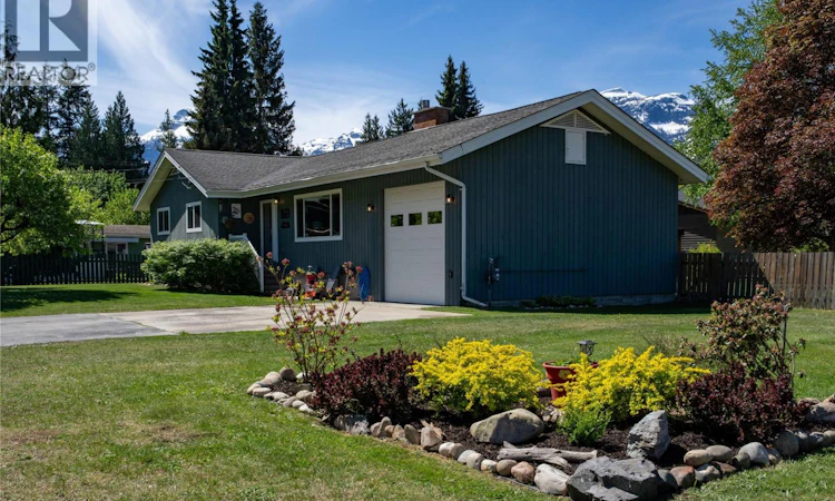1669 Hiob Road