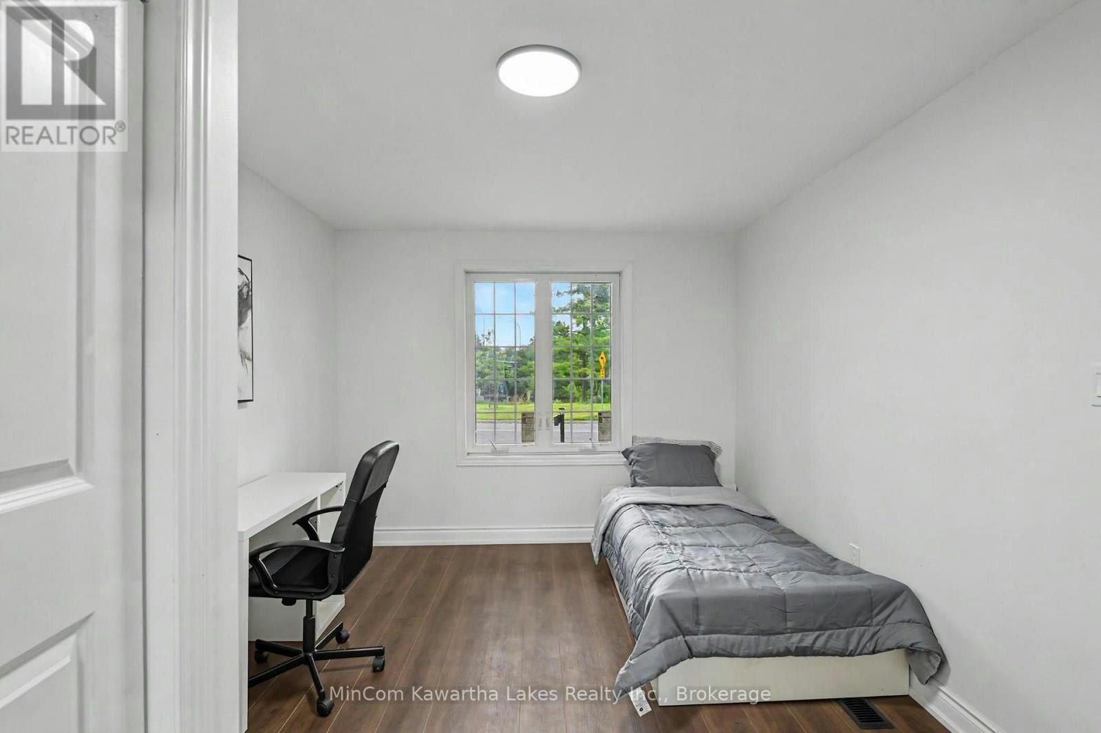 811 Morphet Avenue, Peterborough, ON, K9J 2X7 - 25