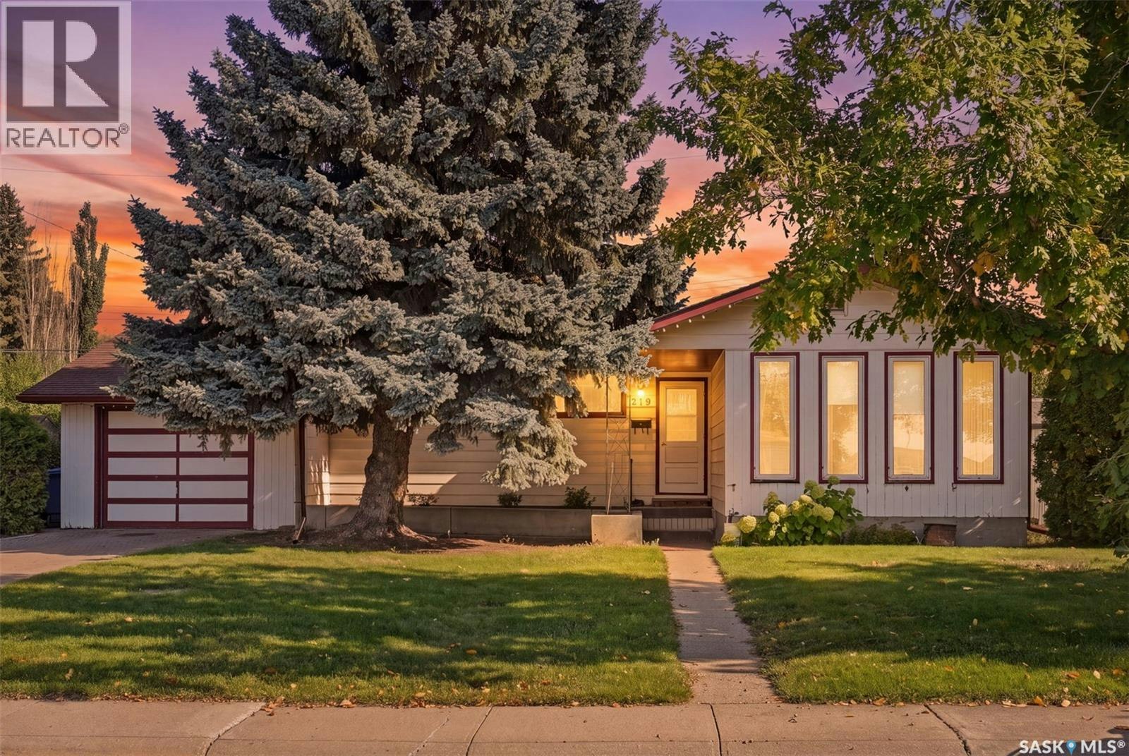 219 Egbert Avenue, Saskatoon, SK, S7N 1X2