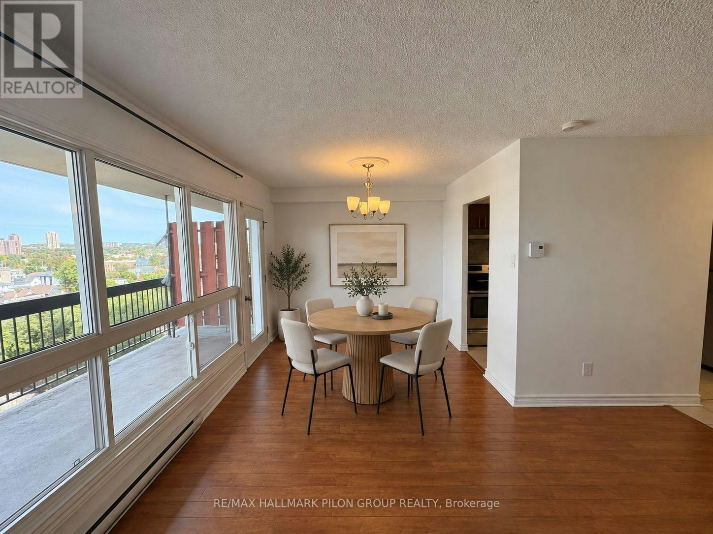 904 158b Mcarthur Avenue, Ottawa, ON, K1L 8C9 - 4