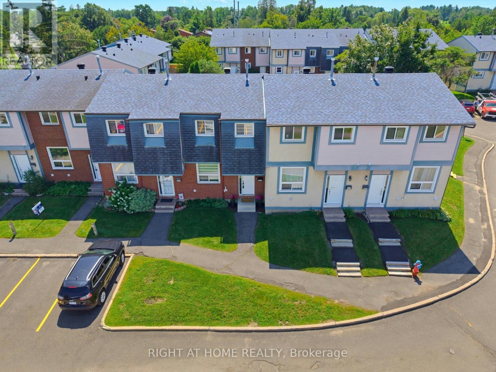 86-3400 Paul Anka Drive, Ottawa, ON, K1V 0C9 - 2