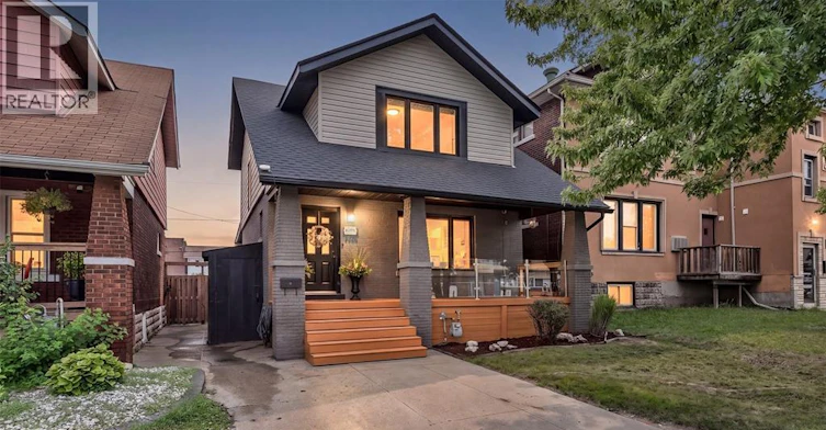 1362 Elsmere, Windsor, ON, N8X 4G8
